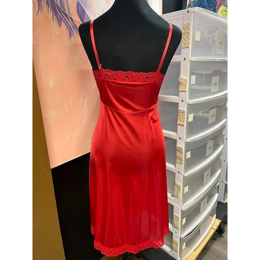 VINTAGE VASSERETTE RED SLIP DRESS (SIZE 32 BUST)