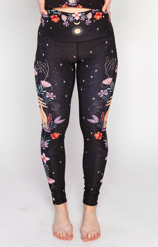 YOGA DEMOCRACY YOGA LEGGINGS: CELESTIAL TIMING