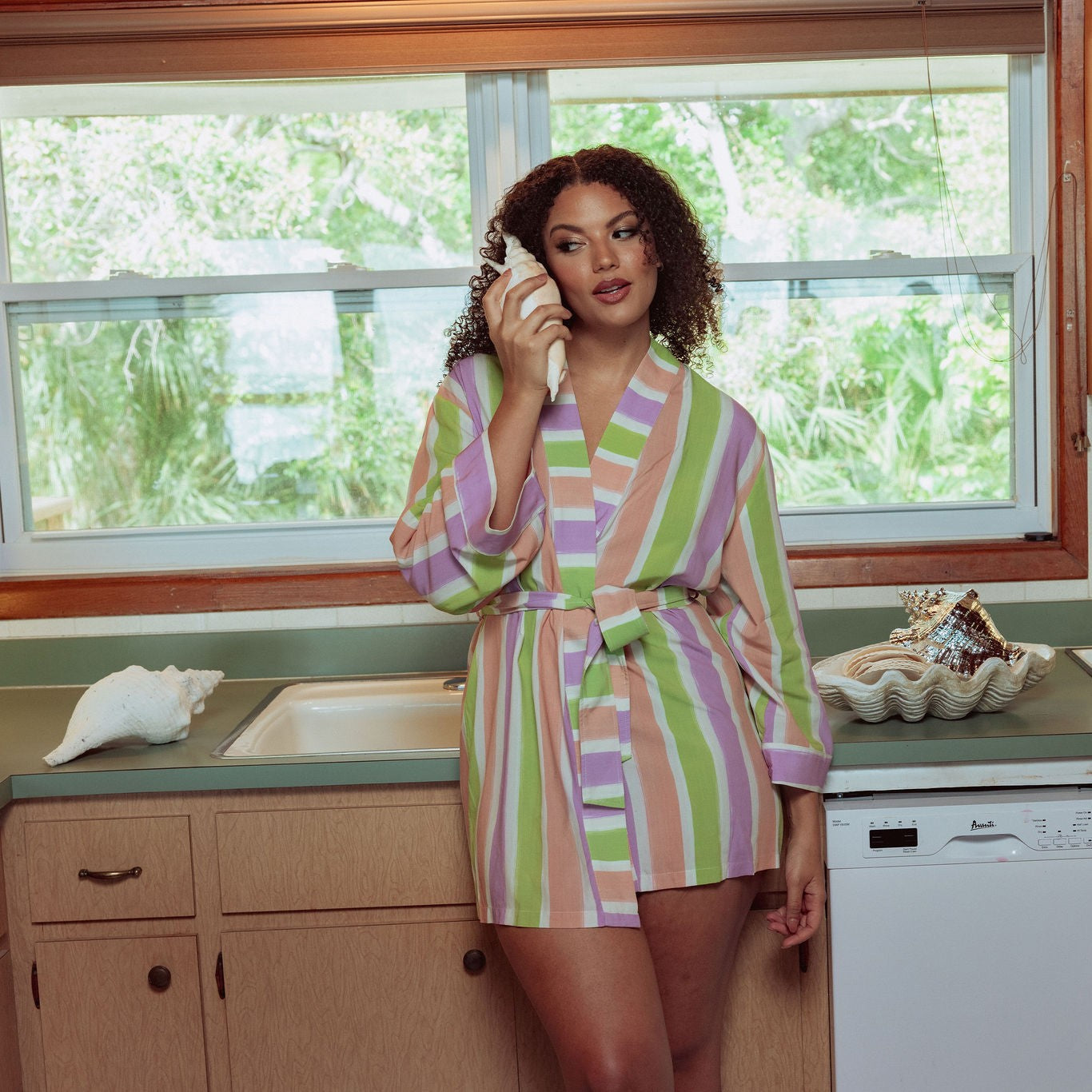 KILO BRAVA SHORT ROBE: PAINTED STRIPE