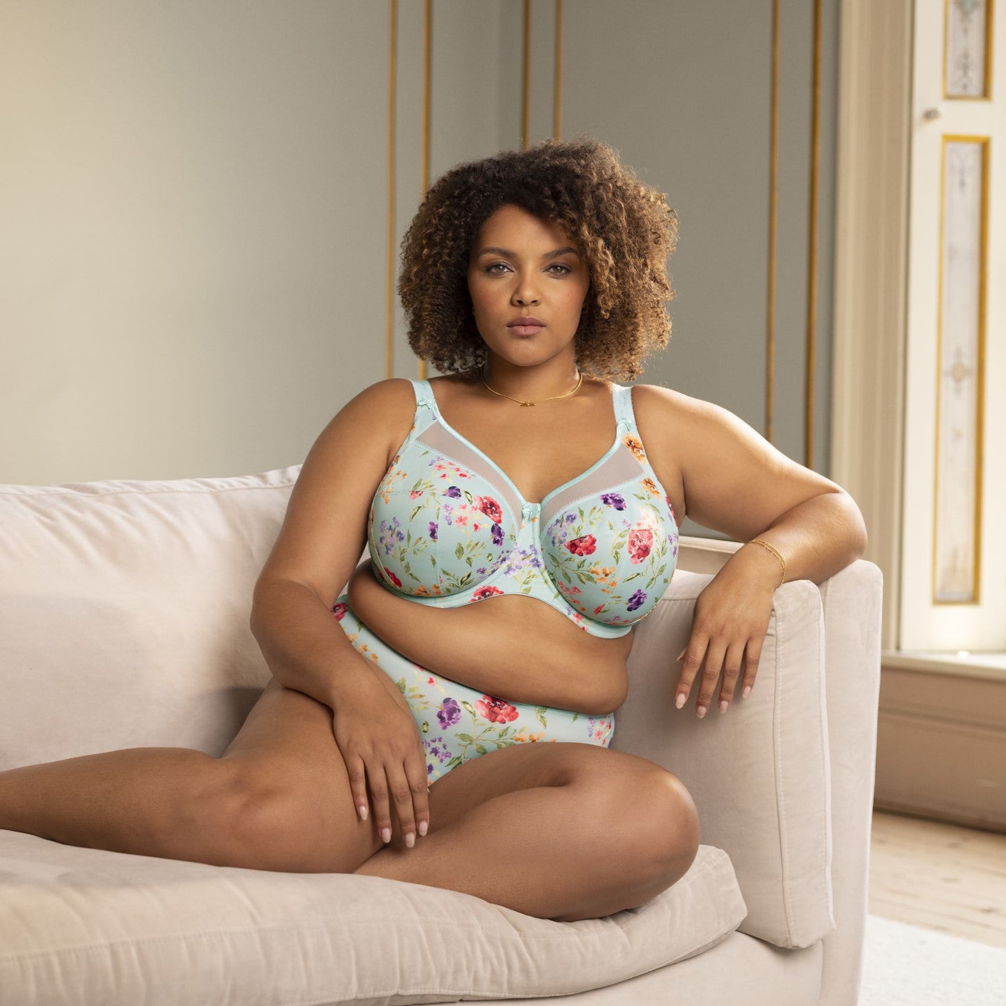 GODDESS KAYLA FULL CUP: BLUE HAZE