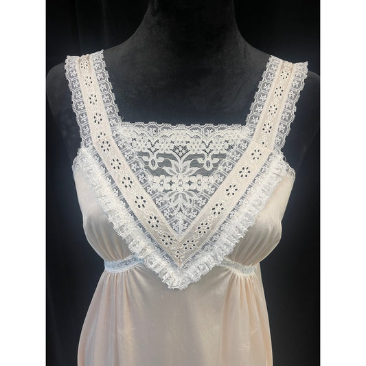 VINTAGE VAN RAALTE CREAM & WHITE LACE EMPIRE WAIST SATIN SLIP DRESS (SIZE S)