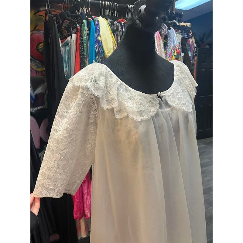 VINTAGE LILLIAN PEIGNOIR WHITE SET SZ 34