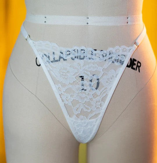 KILO BRAVA LACE G-STRING: WHITE