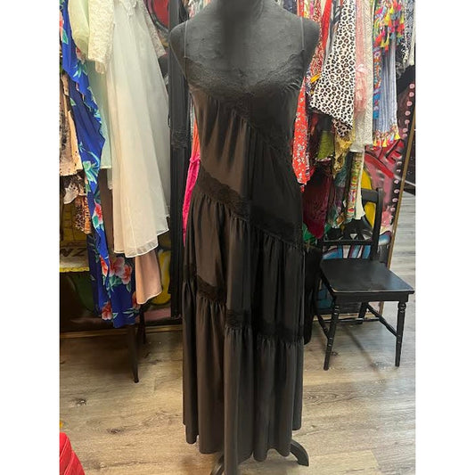 VINTAGE HENSON BLACK SLIP DRESS (SMALL)