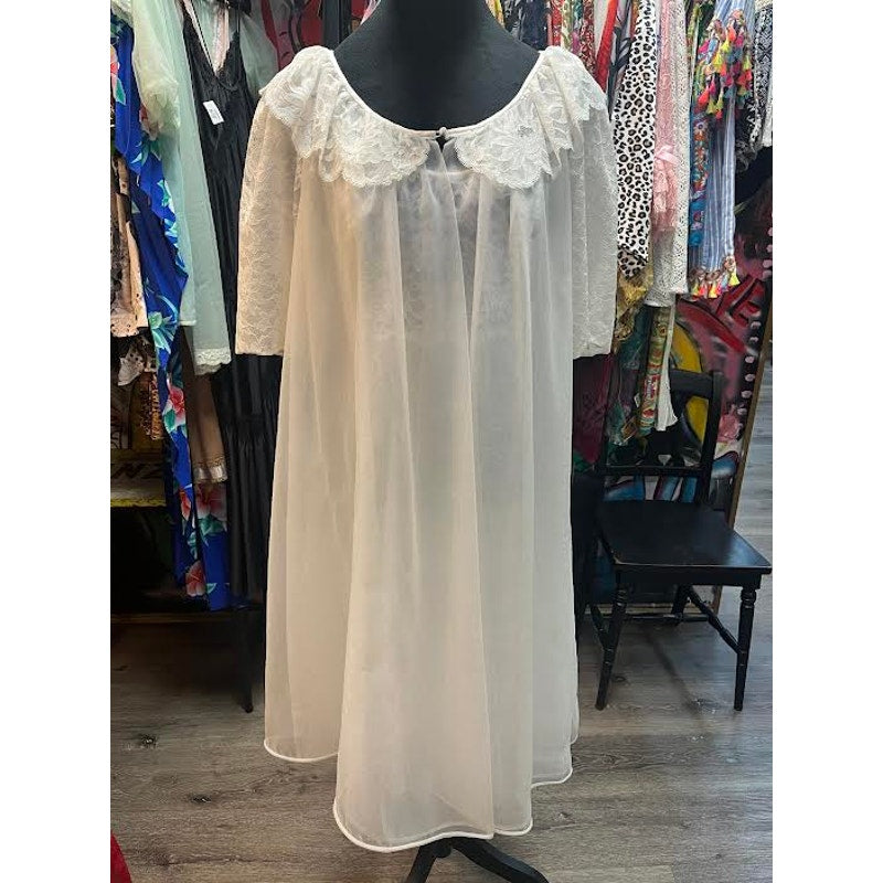 VINTAGE LILLIAN PEIGNOIR WHITE SET SZ 34