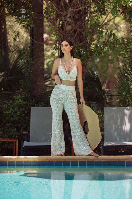 12240 KILO BRAVA LACE FLARE PANTS: SHELL WHITE