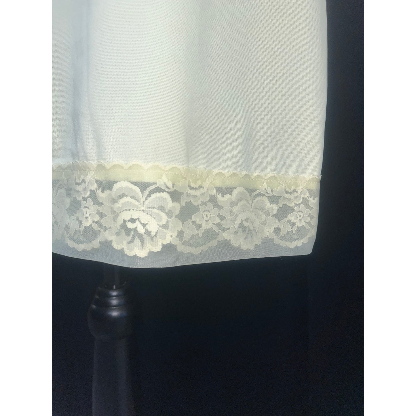 VINTAGE WARNERS YELLOW SLIP DRESS: SIZE 32