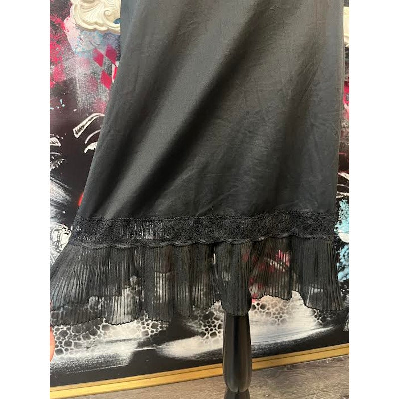 VINTAGE HARVY WOODS BLACK SLIP DRESS (SIZE 34 BUST)