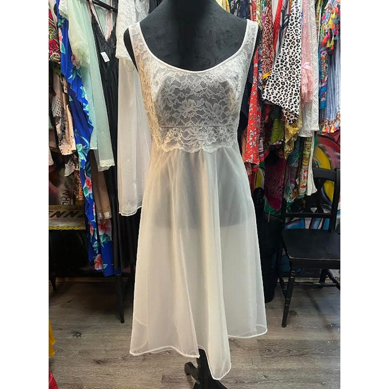 VINTAGE LILLIAN PEIGNOIR WHITE SET SZ 34