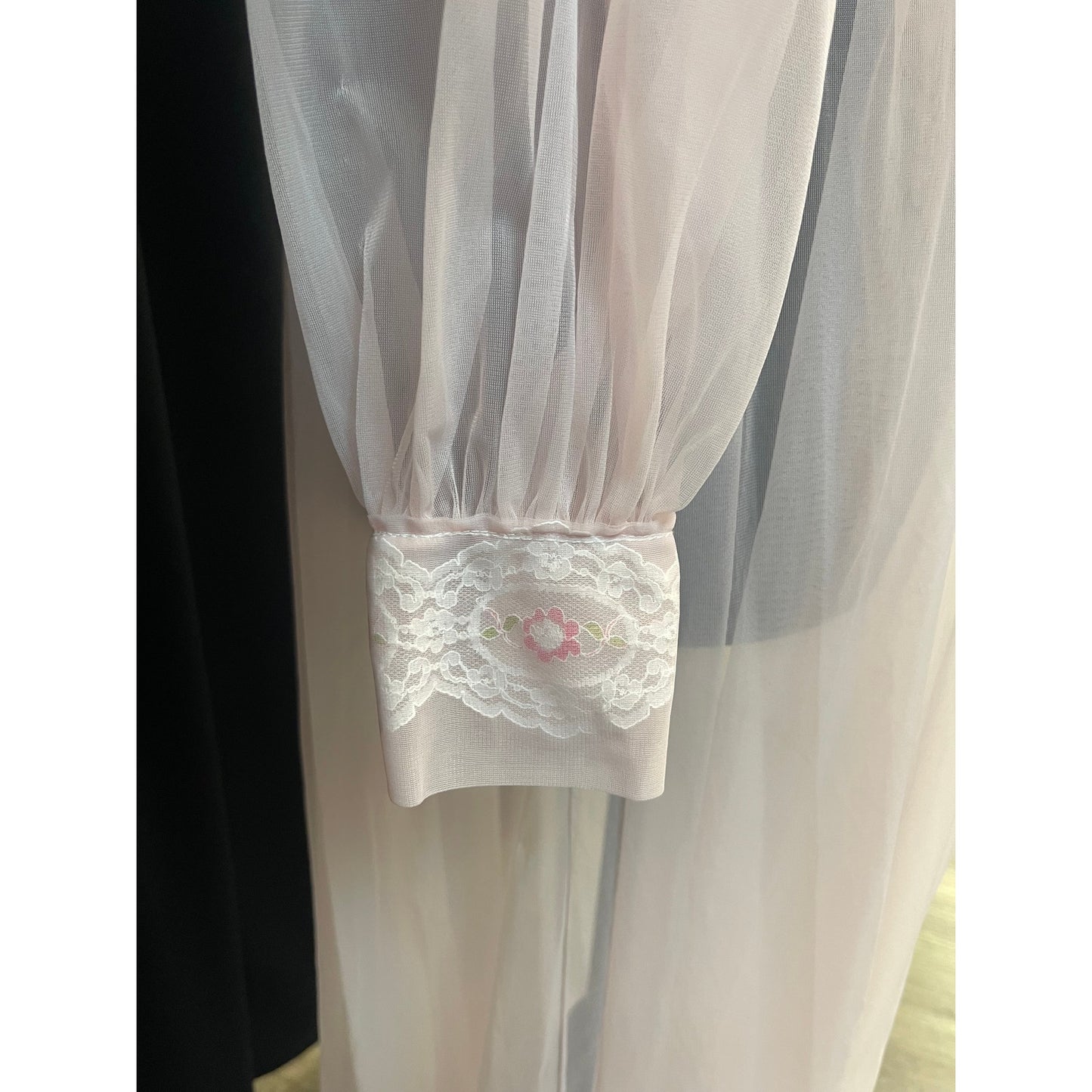 VINTAGE 1960'S MISS ELAINE #296 PINK SHEER PEIGNOIR NIGHTGOWN ROBE (MEDIUM)