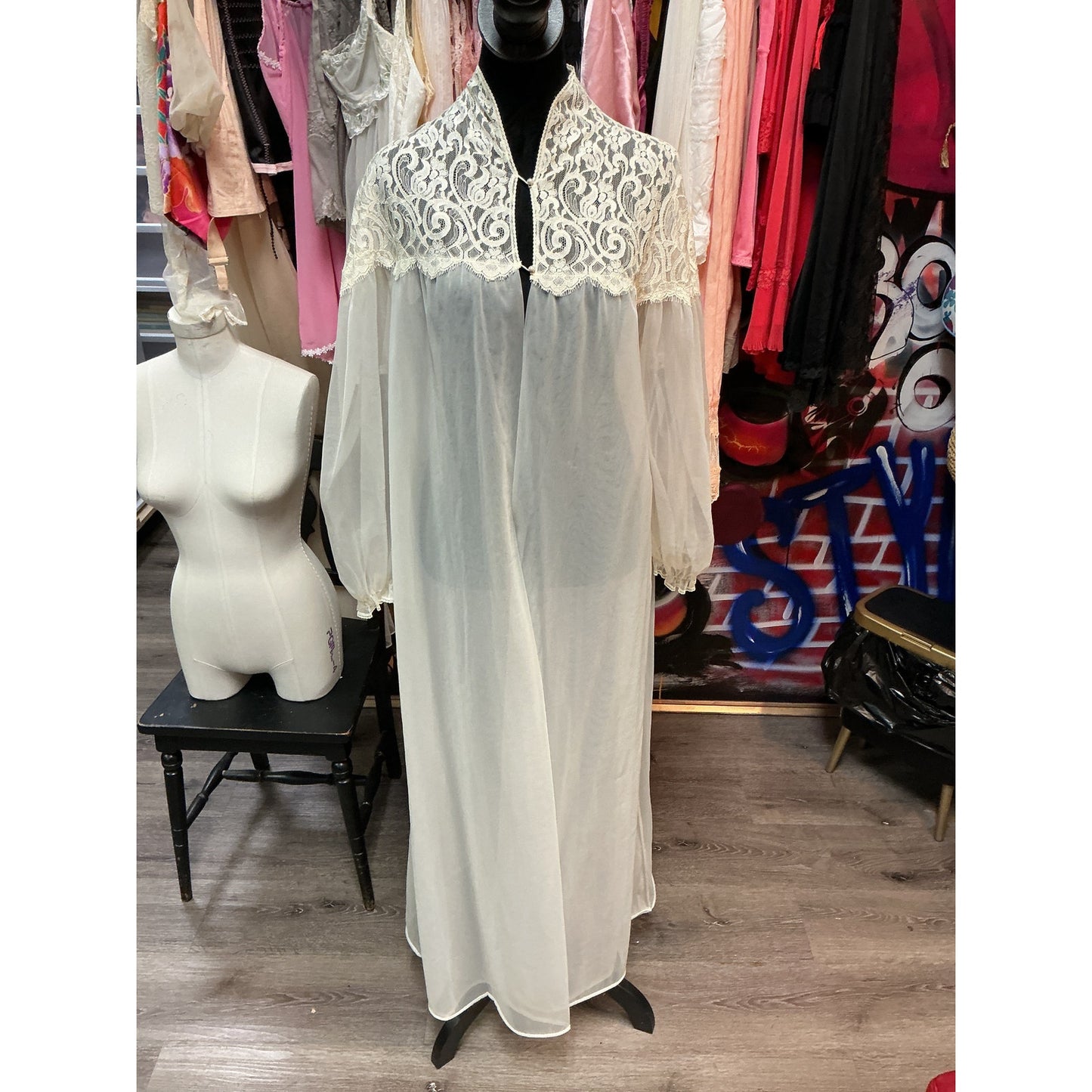 VANITY FAIR FEMME IVORY ROBE