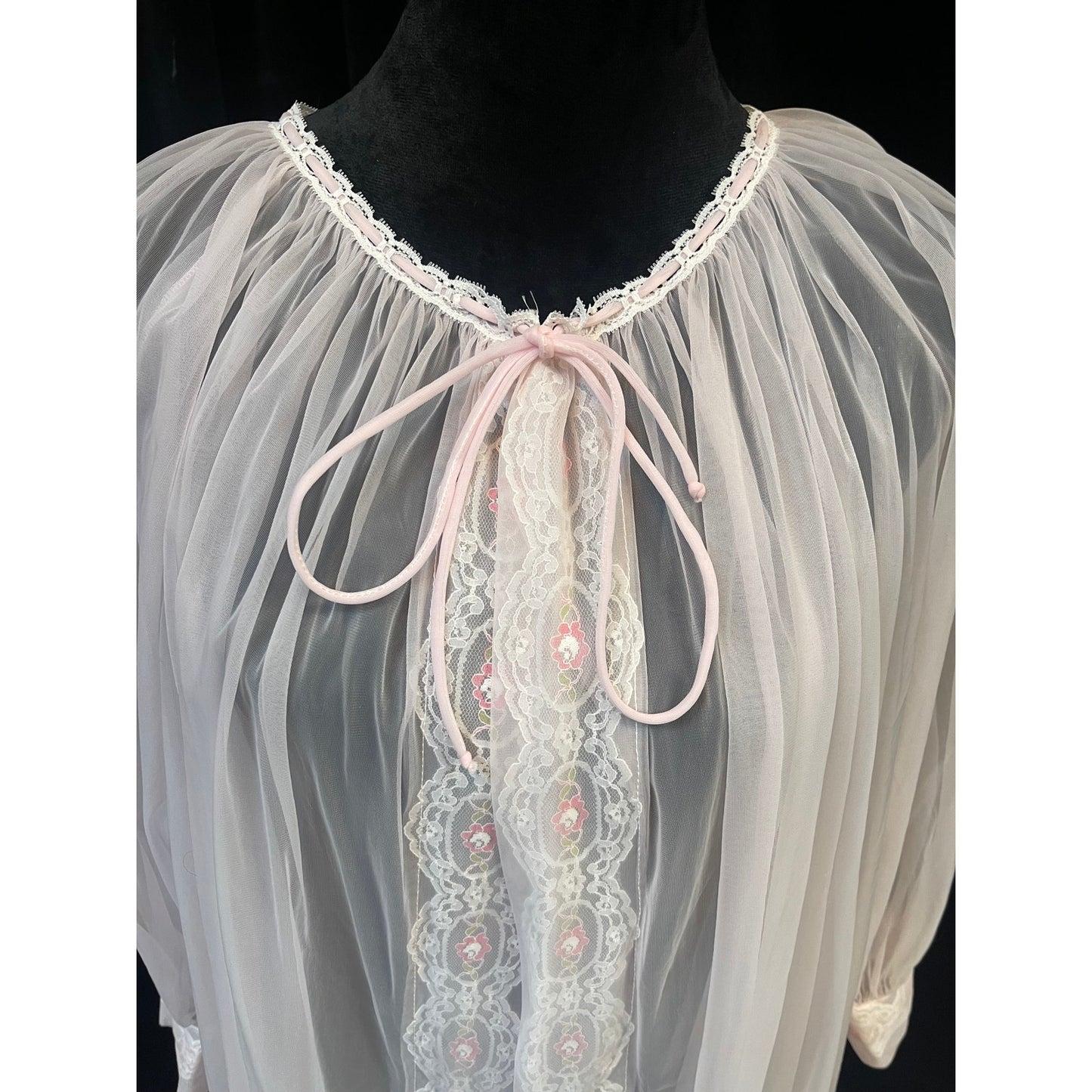 VINTAGE 1960'S MISS ELAINE #296 PINK SHEER PEIGNOIR NIGHTGOWN ROBE (MEDIUM)