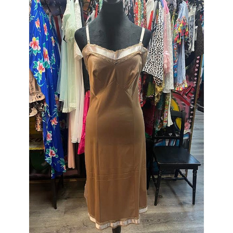 VINTAGE HENSON BROWN SLIP (SMALL)