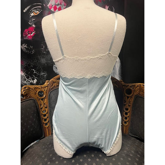 VINTAGE LIGHT BLUE LACE TEDDY