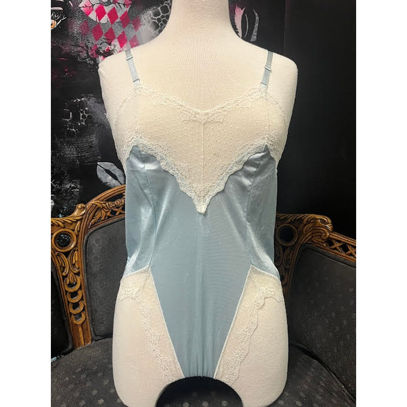 VINTAGE LIGHT BLUE LACE TEDDY