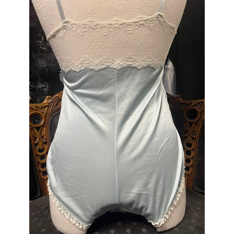 VINTAGE LIGHT BLUE LACE TEDDY