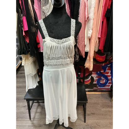 VINTAGE WHITE LACE SLIP DRESS