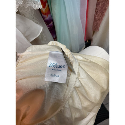 VINTAGE VELROSE PANTALOON IVORY SLIP SHORT (SIZE SMALL)