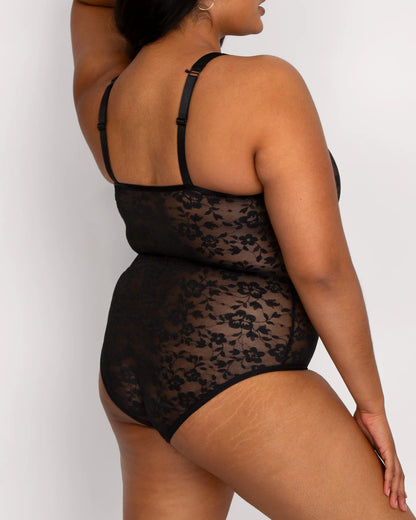 CURVY COUTURE NO-SHOW LACE BODYSUIT