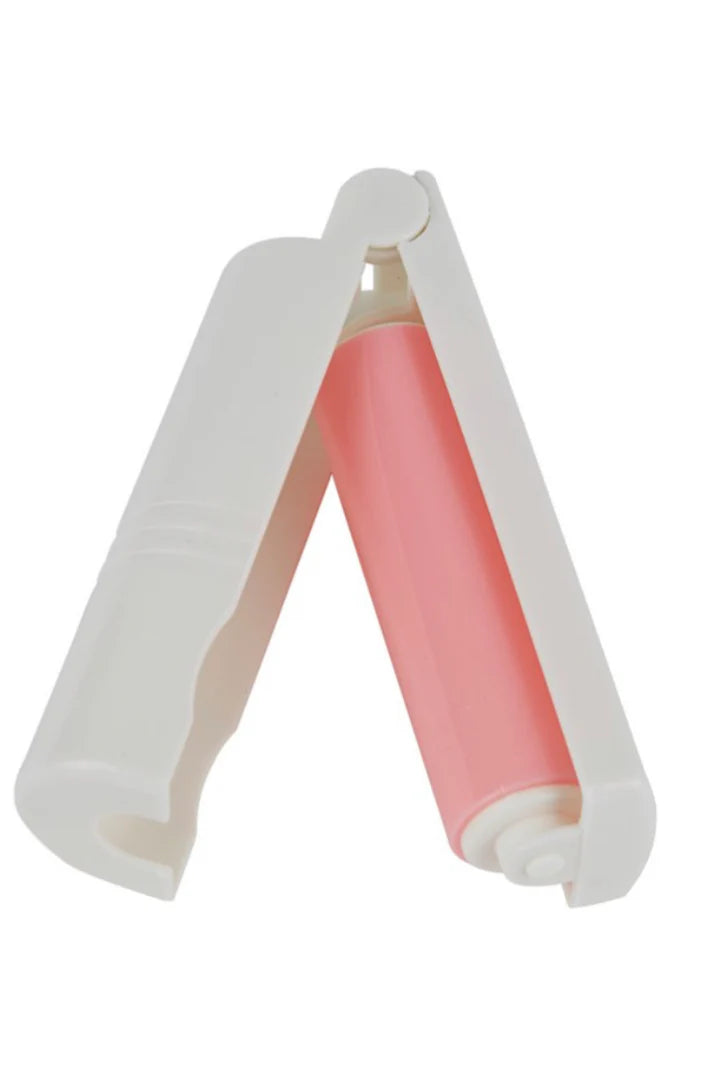SECRET WEAPONS LINT ROLLER (PURSE SIZE)