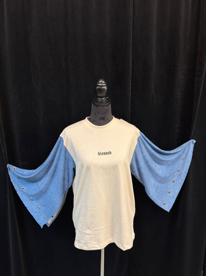 BLESSED ANGEL GROMMET SLEEVE VINTAGE TEE (SMALL)
