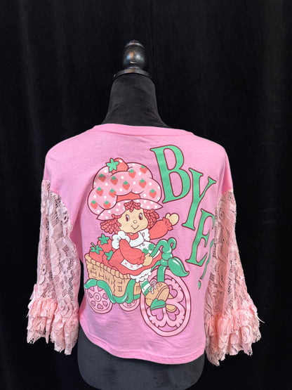 STRAWBERRY SHORTCAKE LACE SLEEVE TEE (XS)