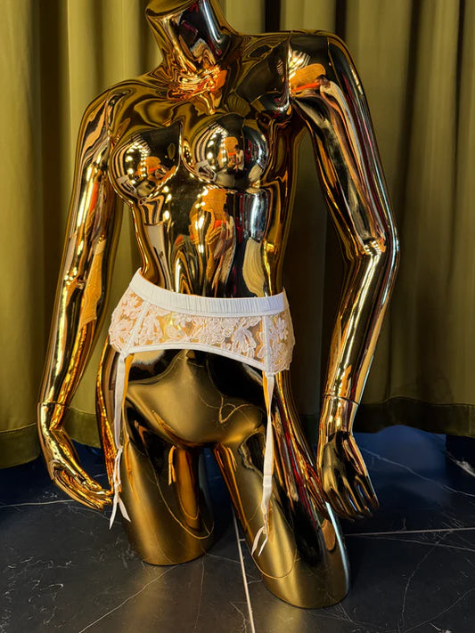 12308 KILO BRAVA EMBROIDERY GARTER BELT: WHITE