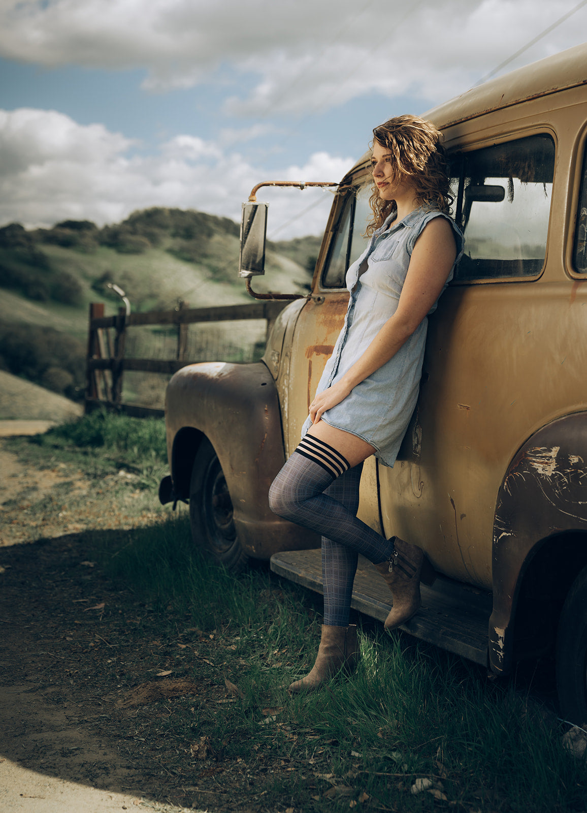 KIX'IES DEBBIE NAVY PLAID THIGH HIGHS