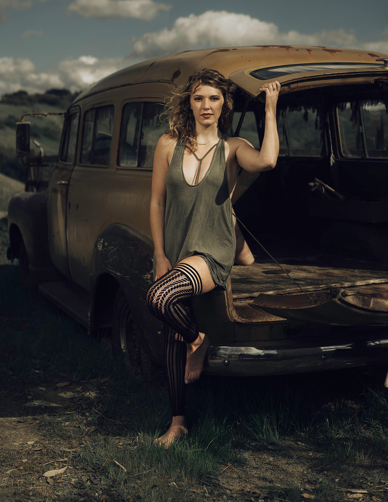 KIX'IES LINDSAY BLACK STRIPE FISHNET FOOTLESS THIGH HIGHS