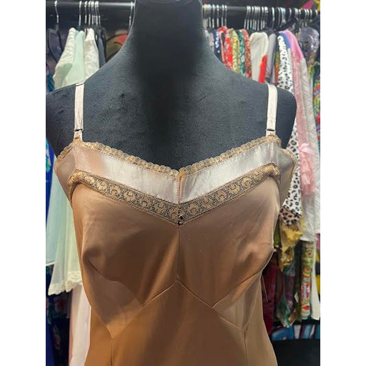 VINTAGE HENSON BROWN SLIP (SMALL)
