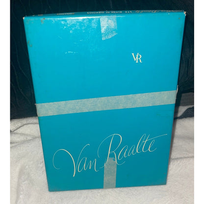 VINTAGE VAN RAALTE 170 QUEEN OF DIAMONDS CINNAMON STOCKINGS (SIZE PETITES 8 1/2)